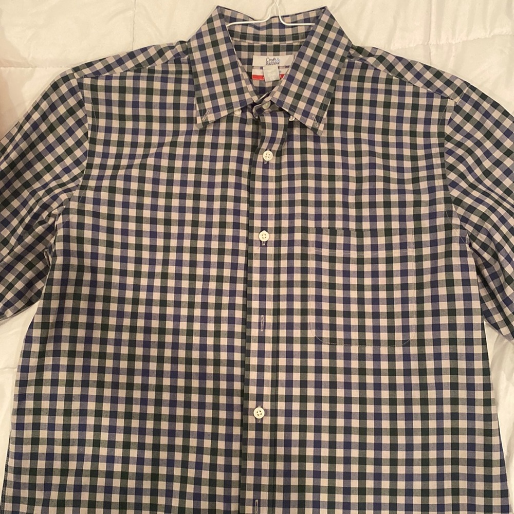 Kohls Classic fit Casual Dress Shirt